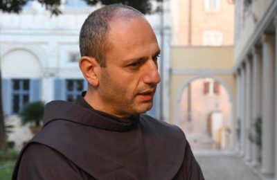 Siria Padre Karacach